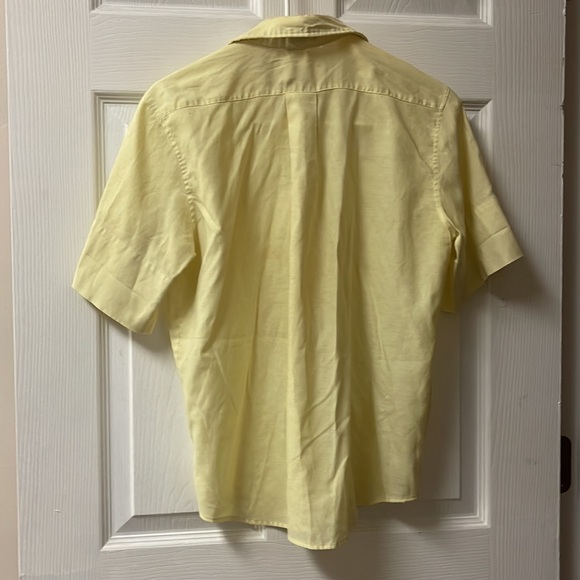 Yellow button top - Picture 5 of 6